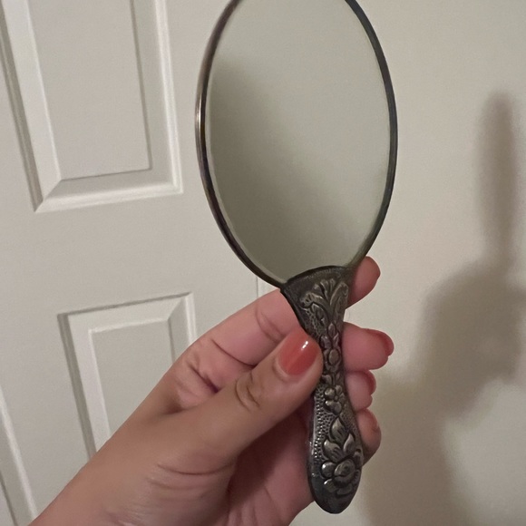 Silver mirror - Picture 2 of 2